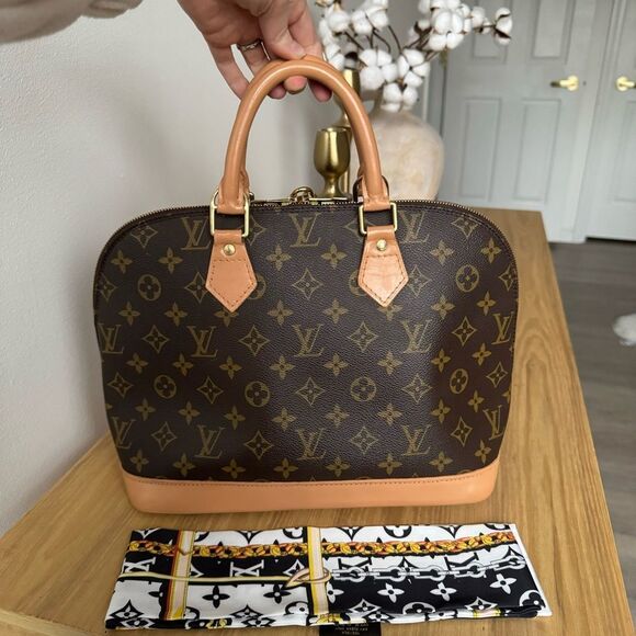 ✅AUTHENTIC✅LOUIS VUITTON ALMA PM - Picture 3 of 13